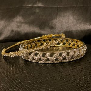 Diamond Dust Leaf Bangle Set